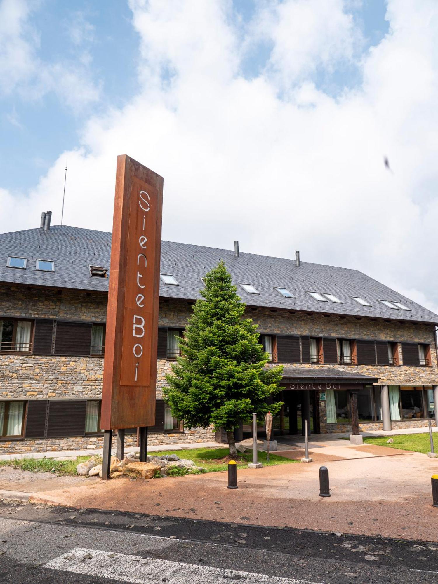 Aparthotel Siente Boi & Spa Pla de l'Ermita Exteriör bild