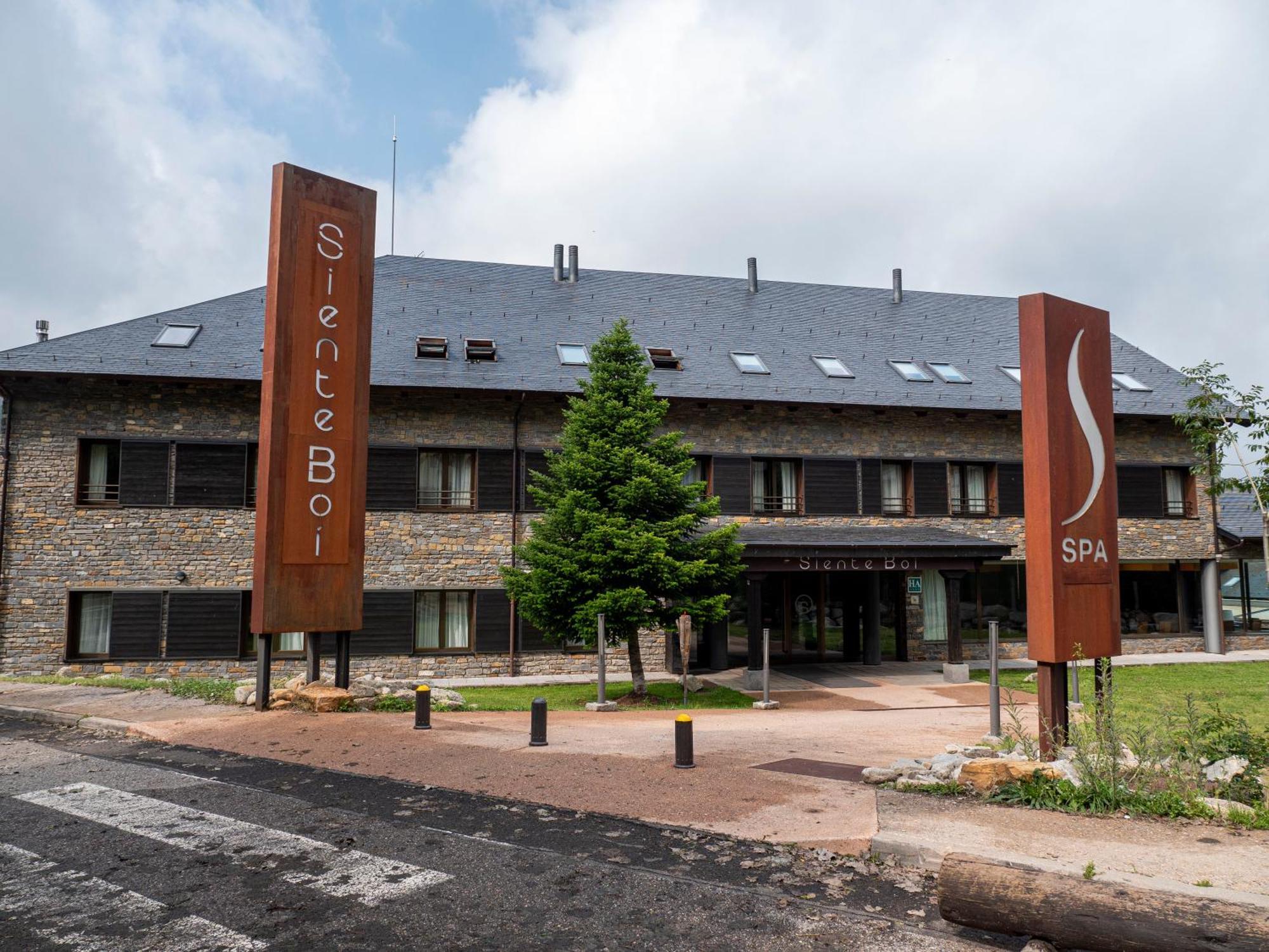 Aparthotel Siente Boi & Spa Pla de l'Ermita Exteriör bild
