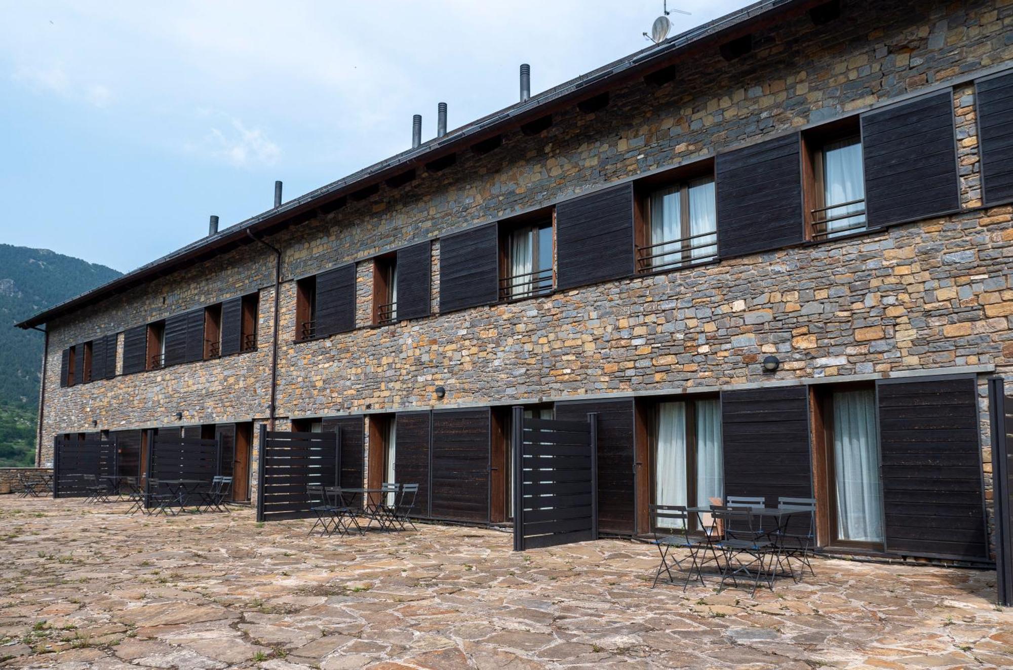 Aparthotel Siente Boi & Spa Pla de l'Ermita Exteriör bild