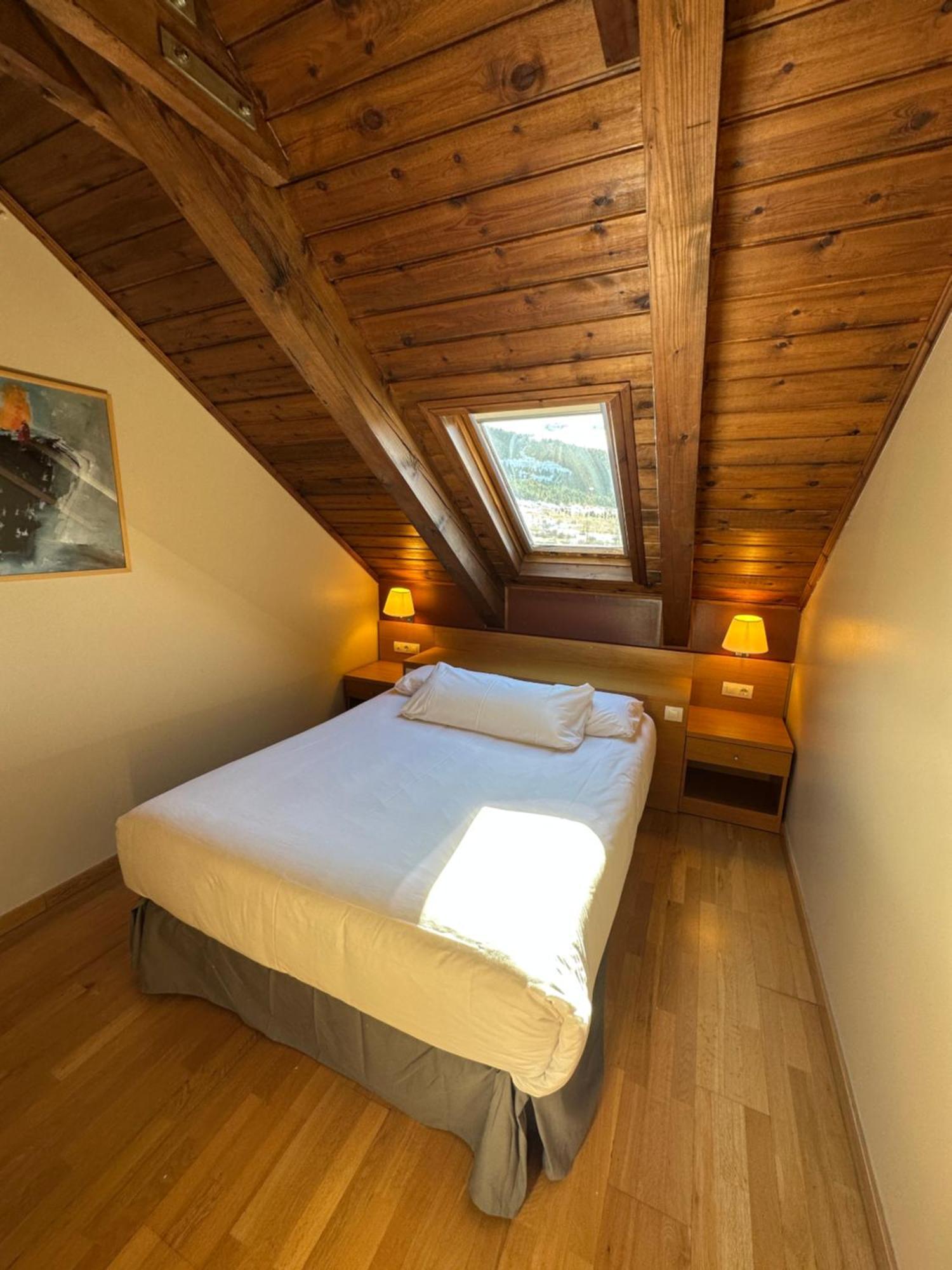 Aparthotel Siente Boi & Spa Pla de l'Ermita Exteriör bild