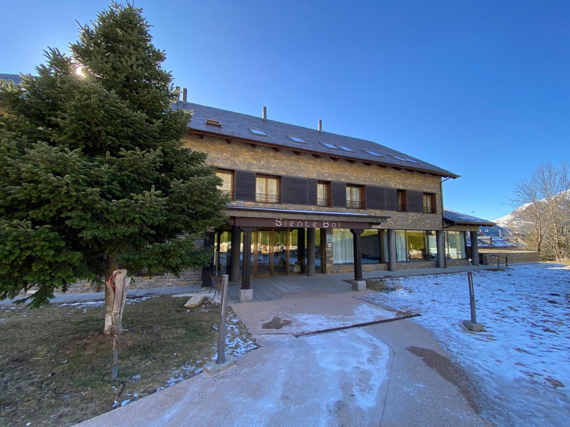 Aparthotel Siente Boi & Spa Pla de l'Ermita Exteriör bild